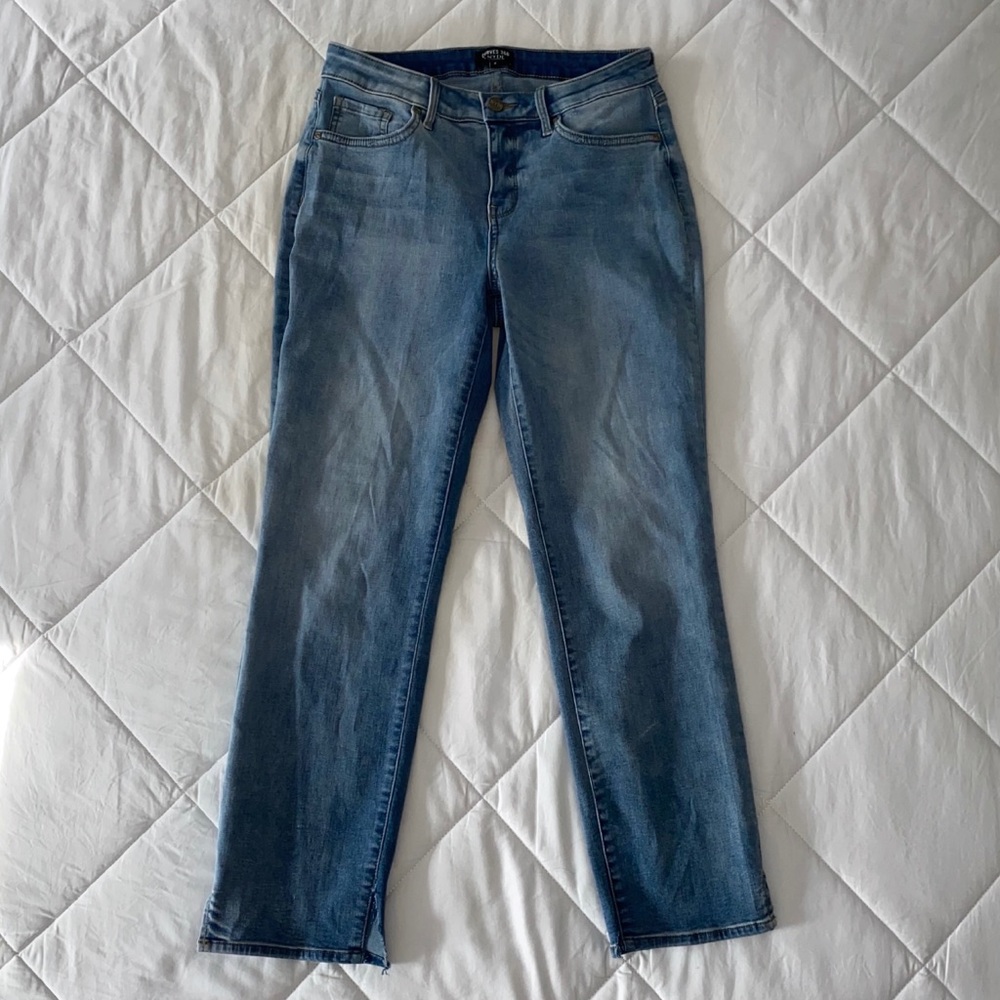 NYDJ “Curves 360” Skinny Bootcut Jeans Size 4